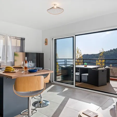 Modern Luxury - Sea View Over Village Eze