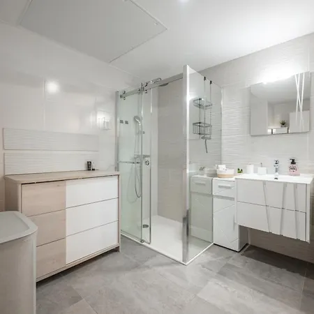 Apartment Modern Luxury - Sea View Over Village *