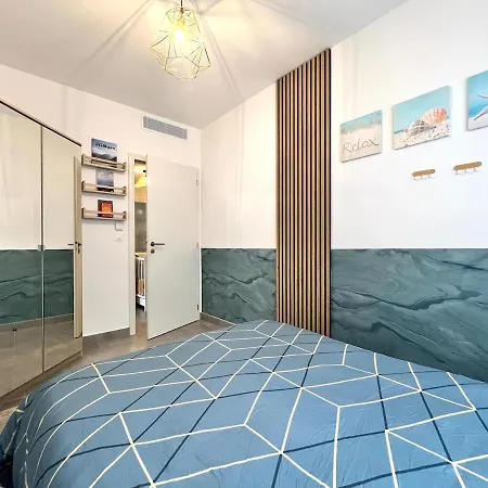 Modern Luxury - Sea View Over Village Èze