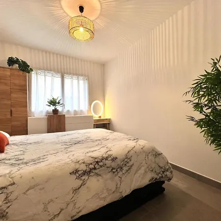 Modern Luxury - Sea View Over Village Apartmán Èze