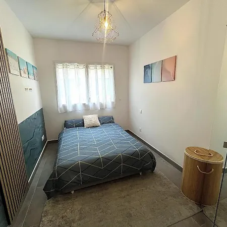 Apartmán Modern Luxury - Sea View Over Village *