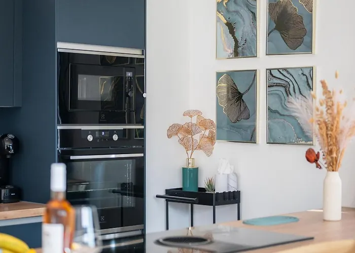 Modern Luxury - Sea View Over Village شقة *