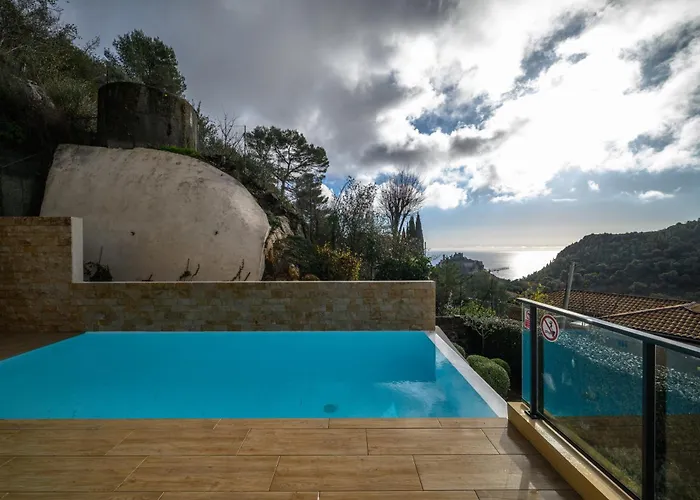 Modern Luxury - Sea View Over Village Apartmán *