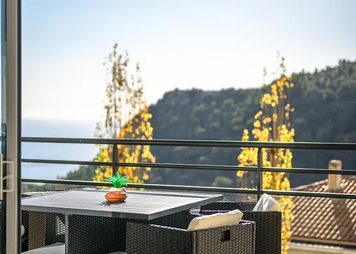 Modern Luxury - Sea View Over Village شقة إز